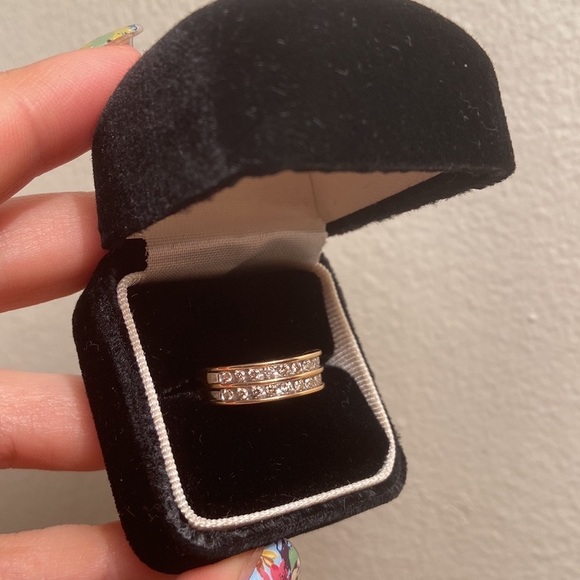 14k gold and diamond ring - Picture 3 of 8